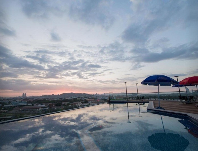 e58d36d7c680df587c697fdabb49d4a6_1762474767_5111.jpg e58d36d7c680df587c697fdabb49d4a6_1762474767_5111.jpg